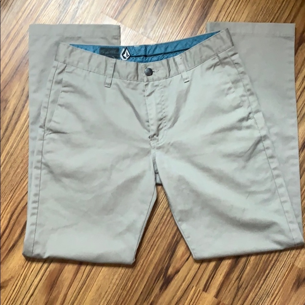 Volcom Corpo Class Men Dressing Pants (29)